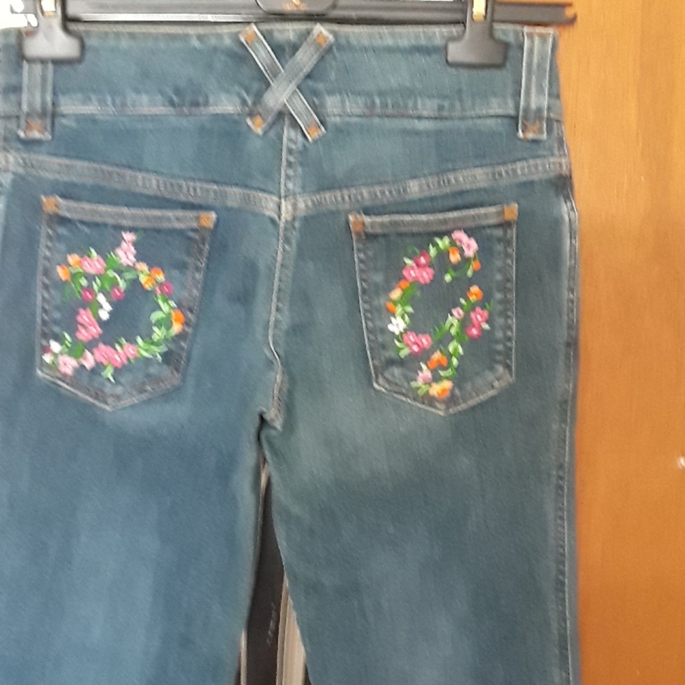 Jean - Picture 2 of 3